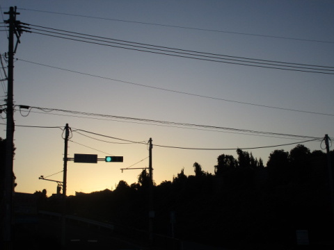 �[��Ɠd���d���A�M���Ȃ�